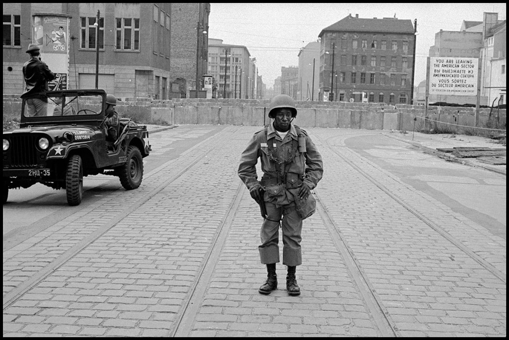 Leonard Freed American Soldiers Stand Guard as the Berlin Wall is Put Up, 1961 Brigitte Freed/Magnum Photos